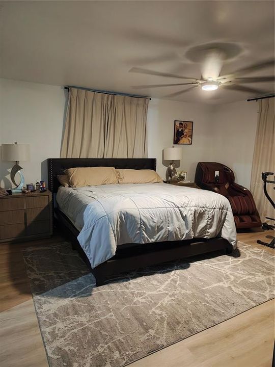 На продажу: $859,900 (3 спален, 3 ванн, 2034 Квадратных фут)