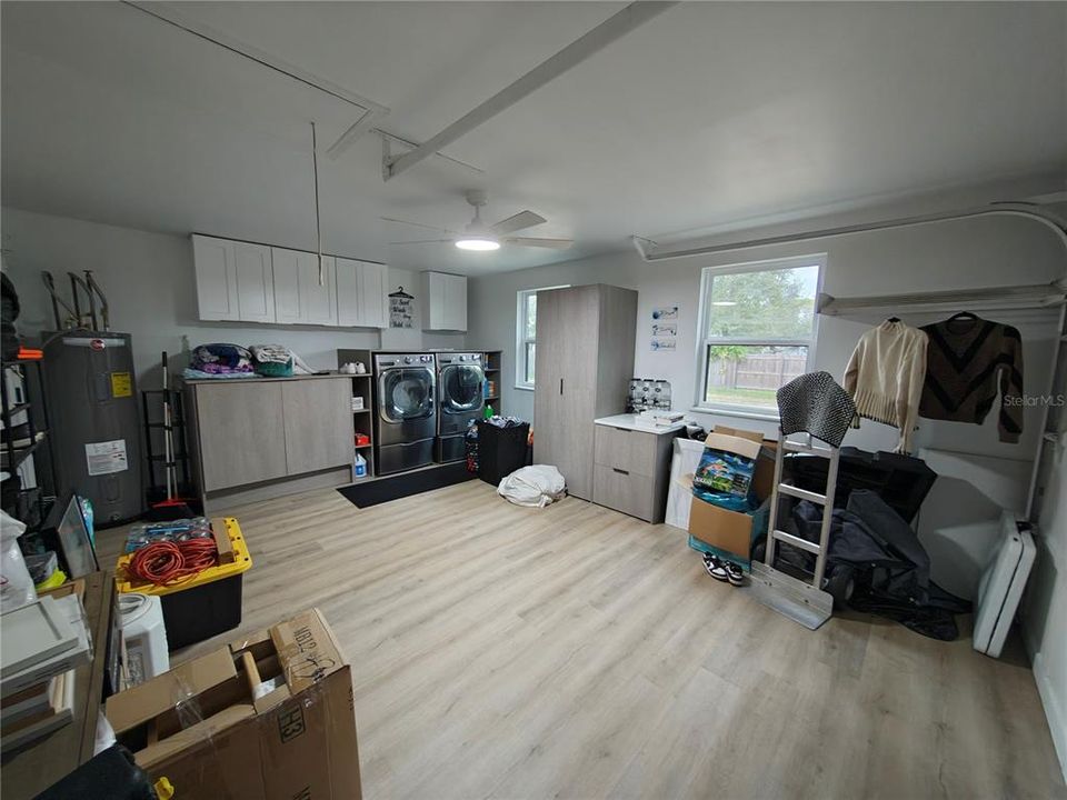 На продажу: $859,900 (3 спален, 3 ванн, 2034 Квадратных фут)