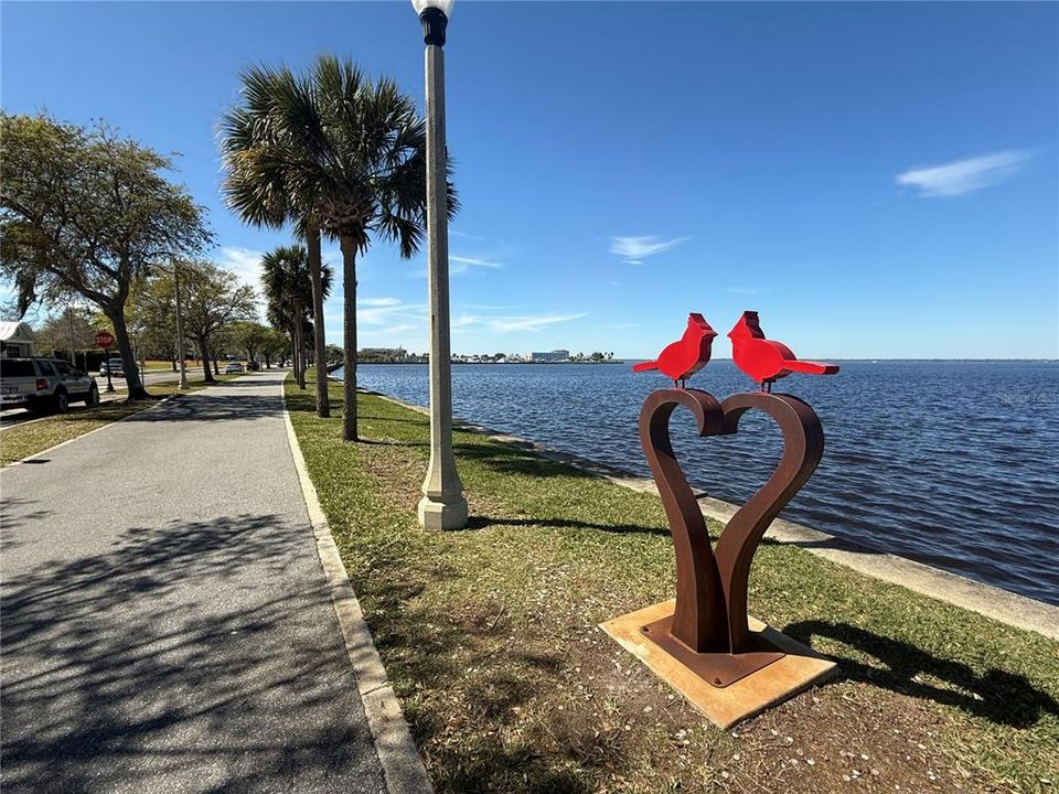 На продажу: $439,900 (4 спален, 2 ванн, 2056 Квадратных фут)