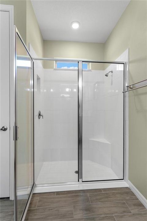 待售: $439,900 (4 贝兹, 2 浴室, 2056 平方英尺)