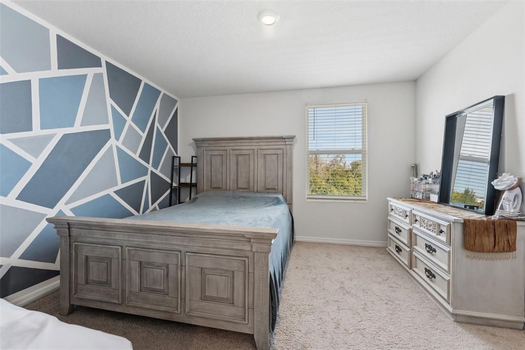 En Renta: $2,850 (4 camas, 3 baños, 2328 Pies cuadrados)