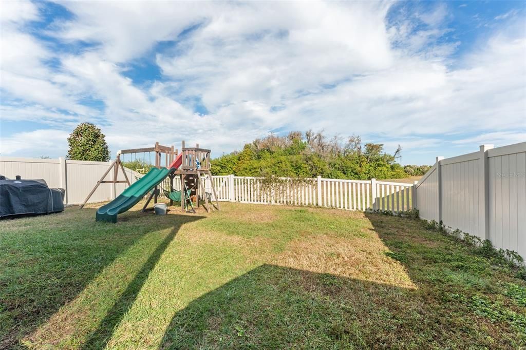 En Renta: $2,850 (4 camas, 3 baños, 2328 Pies cuadrados)