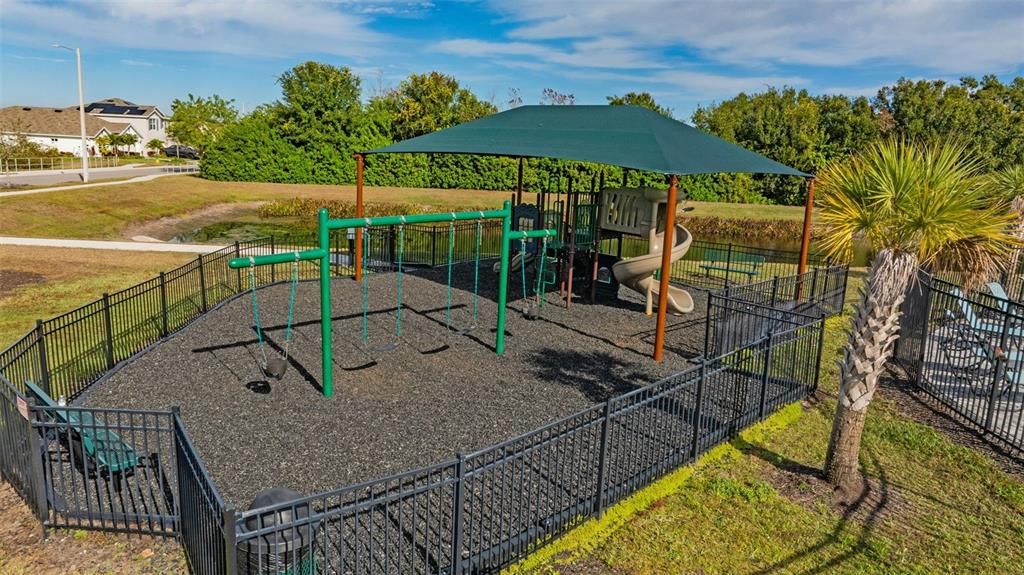 En Renta: $2,850 (4 camas, 3 baños, 2328 Pies cuadrados)