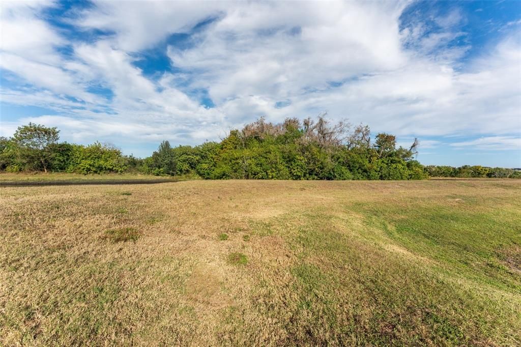 En Renta: $2,850 (4 camas, 3 baños, 2328 Pies cuadrados)