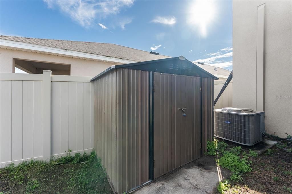 En Renta: $2,850 (4 camas, 3 baños, 2328 Pies cuadrados)