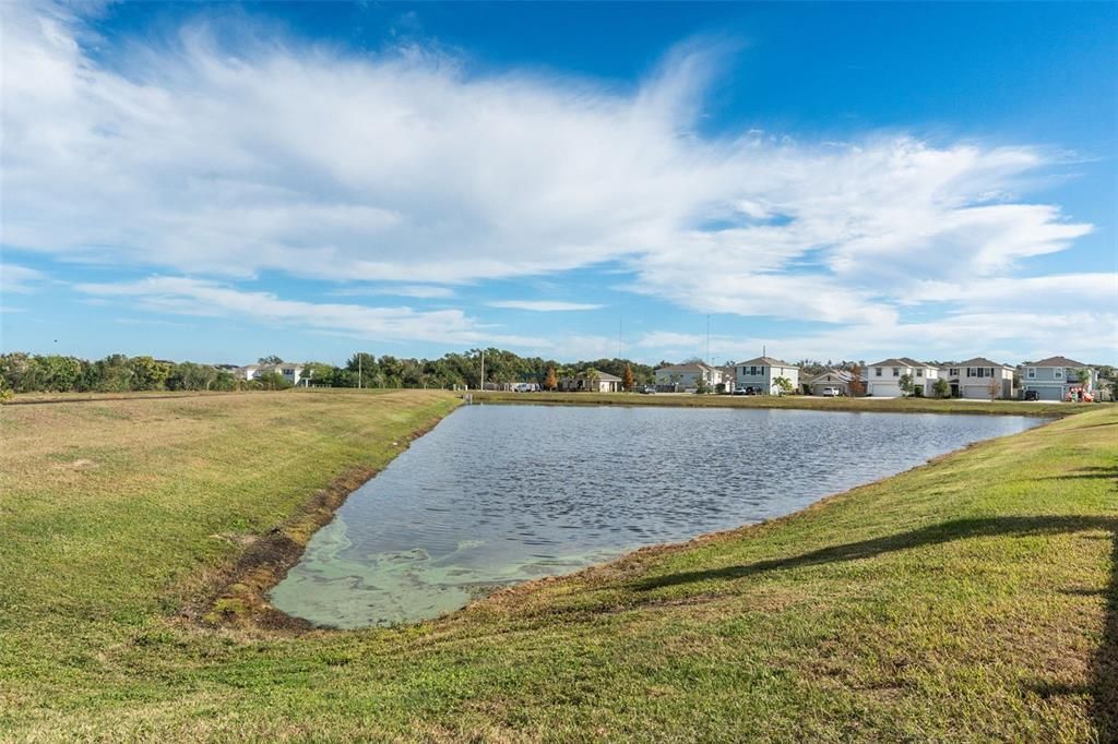 En Renta: $2,850 (4 camas, 3 baños, 2328 Pies cuadrados)