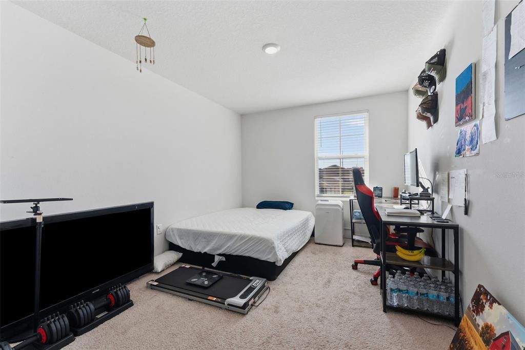 En Renta: $2,850 (4 camas, 3 baños, 2328 Pies cuadrados)