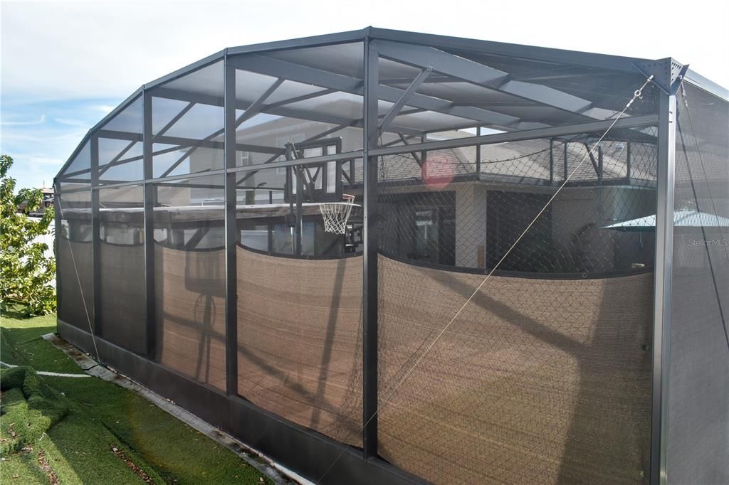 For Sale: $345,000 (3 beds, 2 baths, 1677 Square Feet)