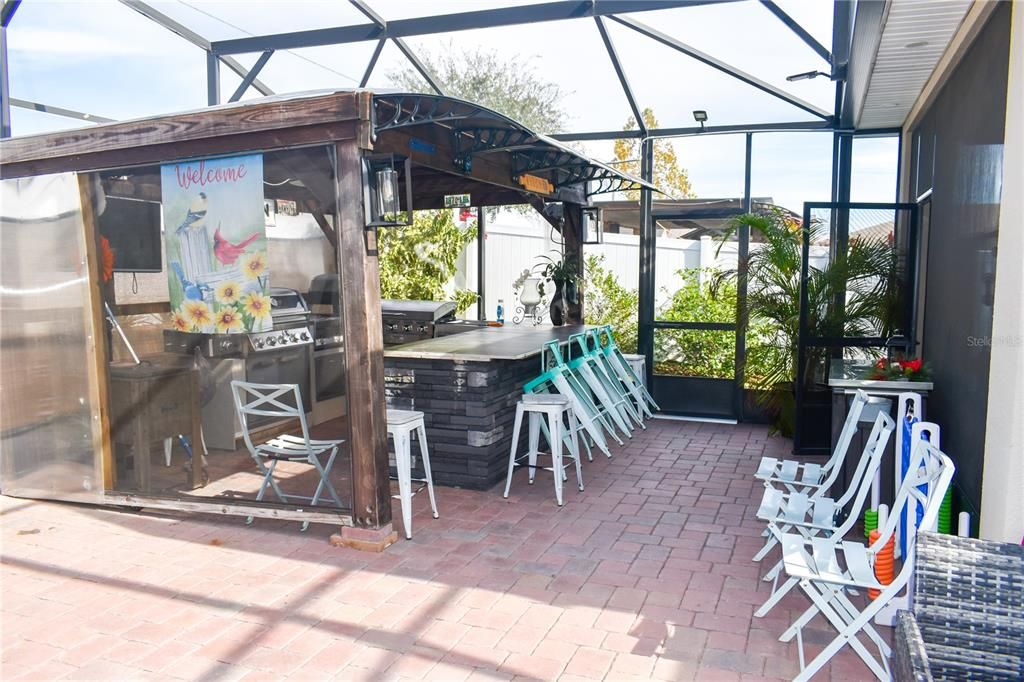 For Sale: $345,000 (3 beds, 2 baths, 1677 Square Feet)