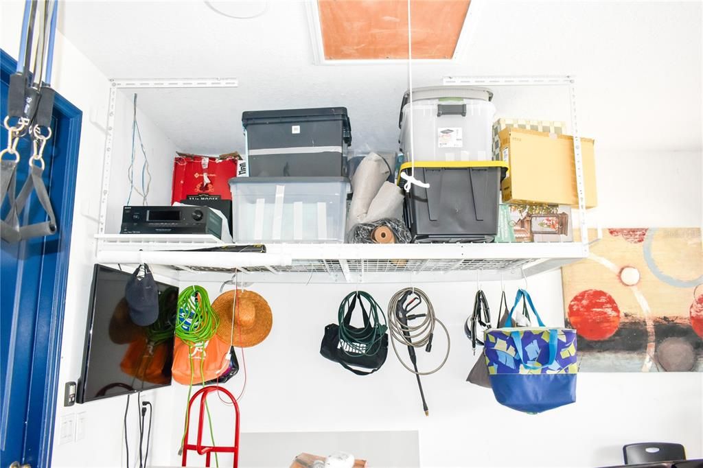 For Sale: $345,000 (3 beds, 2 baths, 1677 Square Feet)