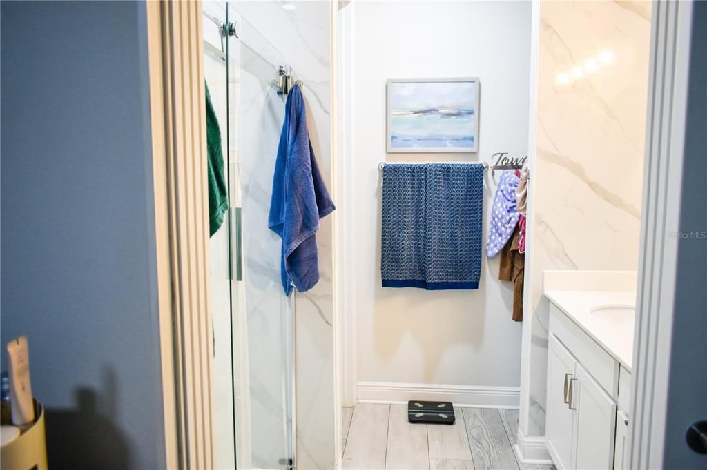 For Sale: $345,000 (3 beds, 2 baths, 1677 Square Feet)