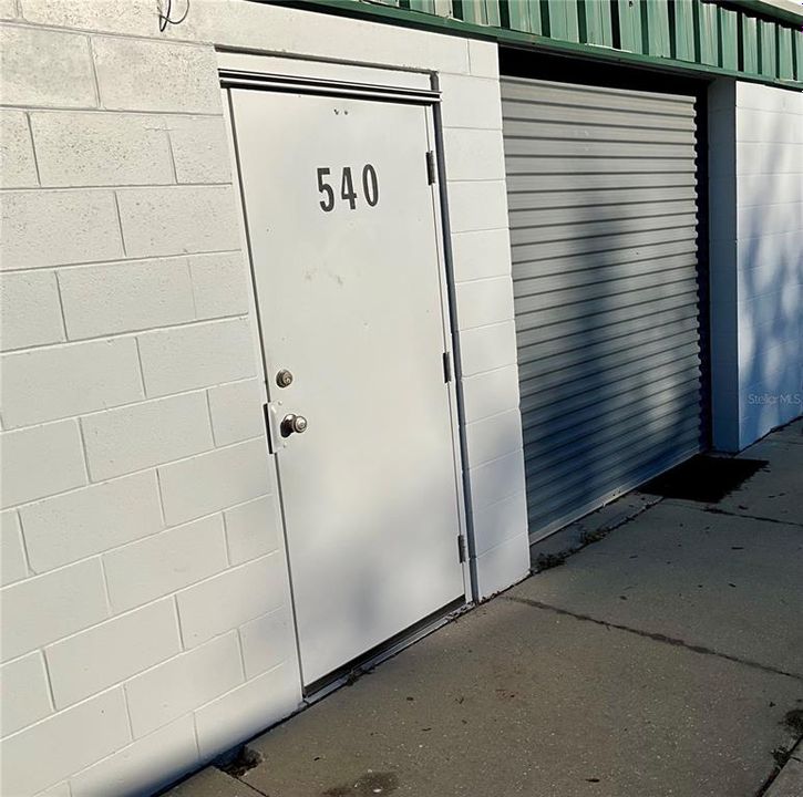 待售: $265,900 (0 贝兹, 0 浴室, 990 平方英尺)