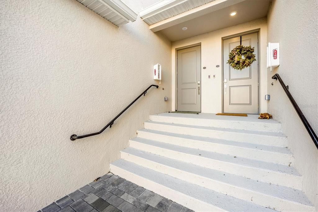 出租: $8,500 (3 贝兹, 2 浴室, 2294 平方英尺)