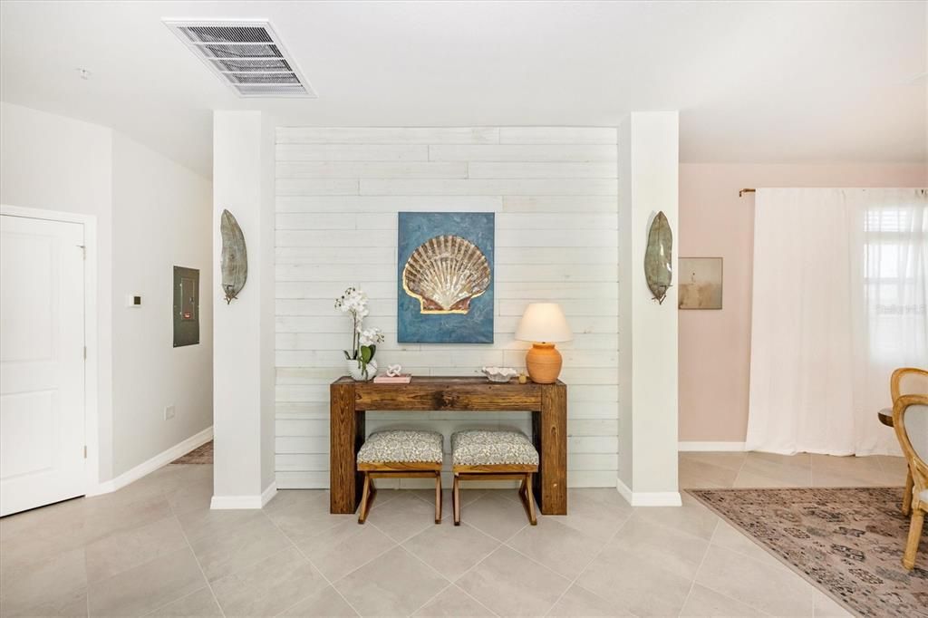 出租: $8,500 (3 贝兹, 2 浴室, 2294 平方英尺)