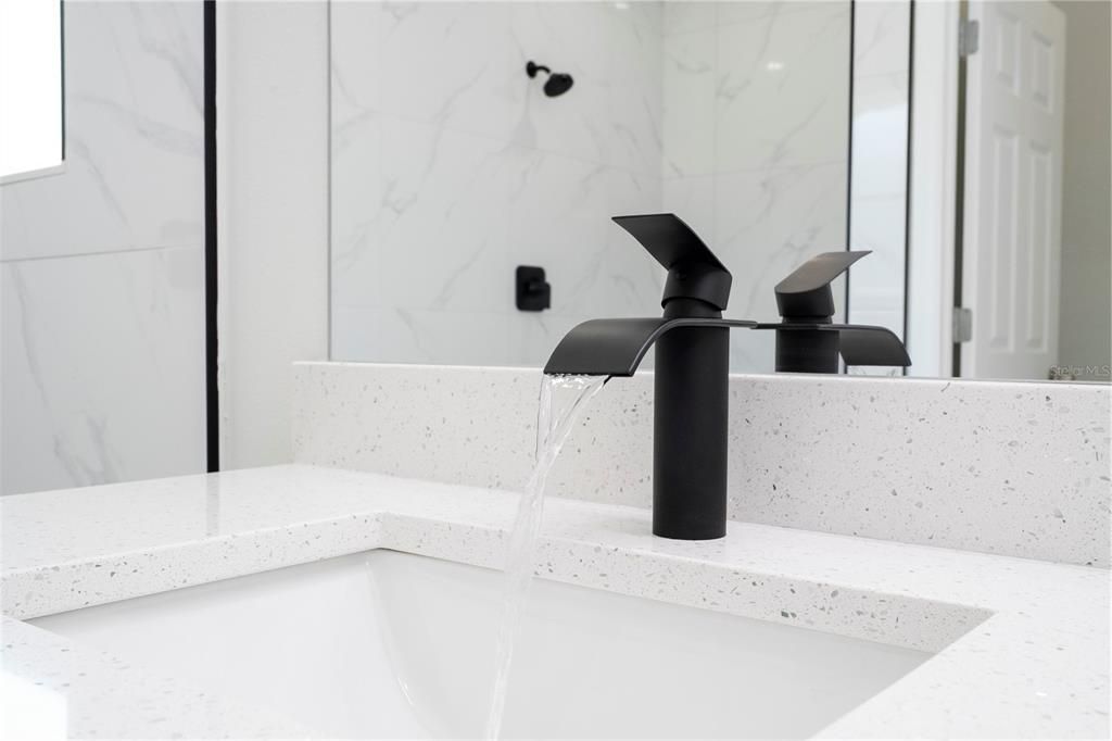 待售: $279,990 (3 贝兹, 2 浴室, 1529 平方英尺)