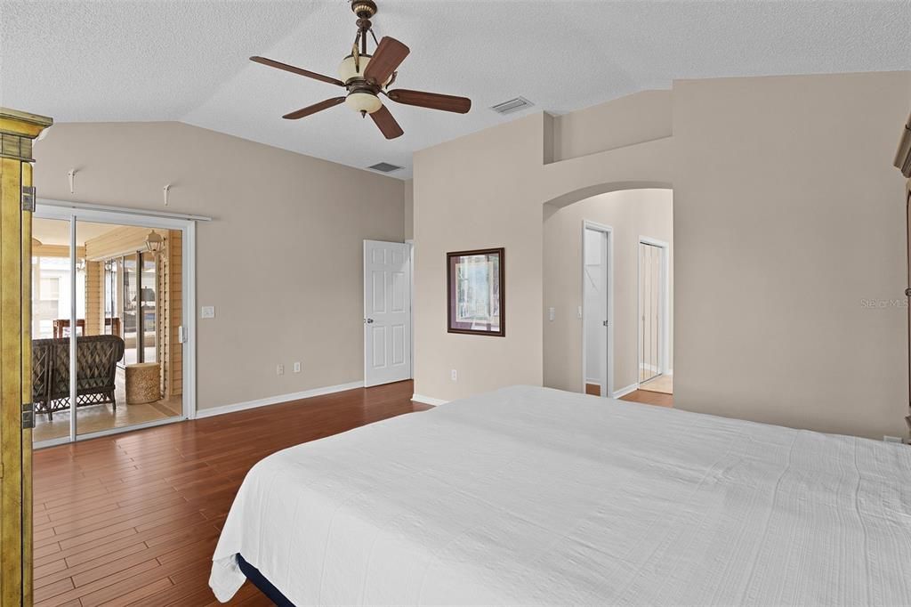 待售: $435,000 (3 贝兹, 2 浴室, 1911 平方英尺)