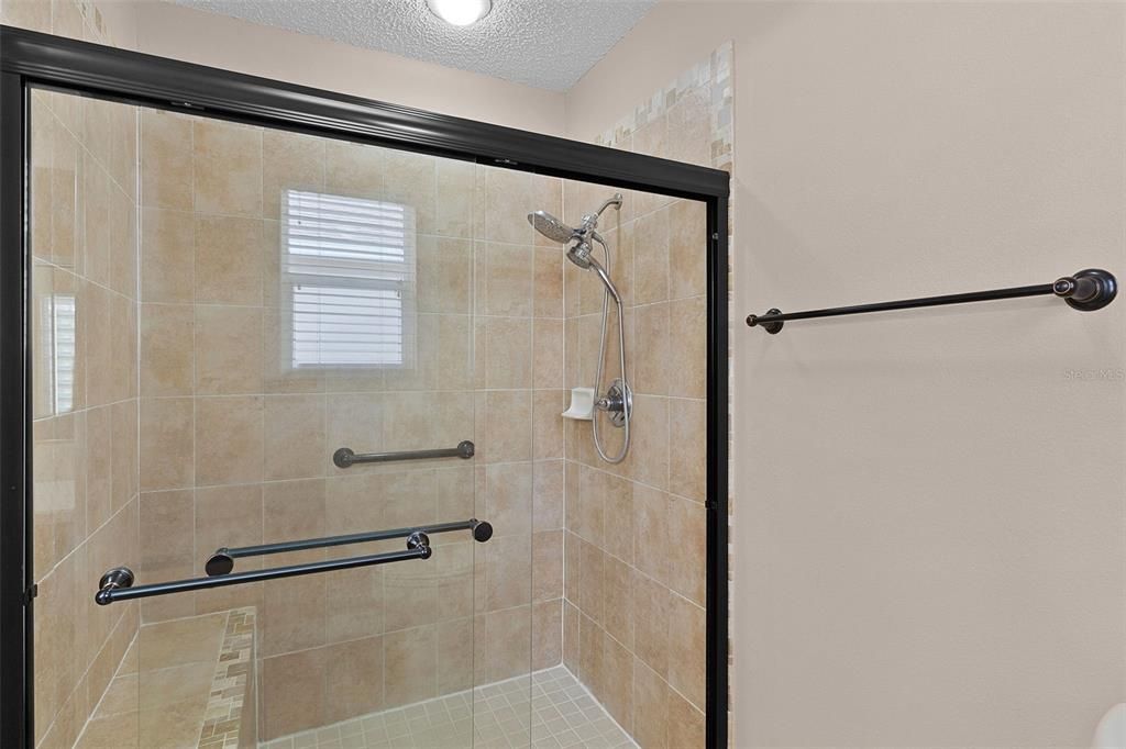 待售: $435,000 (3 贝兹, 2 浴室, 1911 平方英尺)