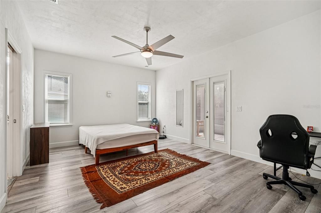 待售: $425,000 (3 贝兹, 2 浴室, 1760 平方英尺)