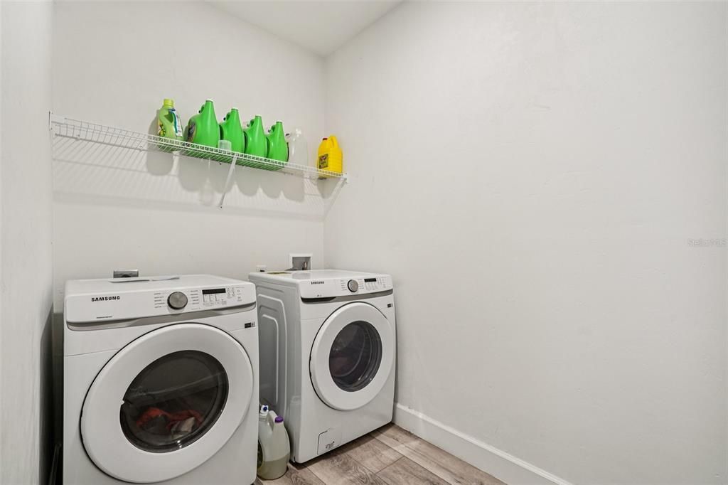 待售: $425,000 (3 贝兹, 2 浴室, 1760 平方英尺)