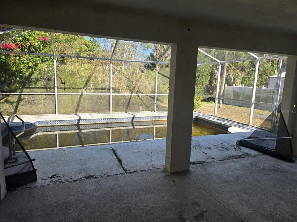 待售: $260,000 (3 贝兹, 2 浴室, 1372 平方英尺)