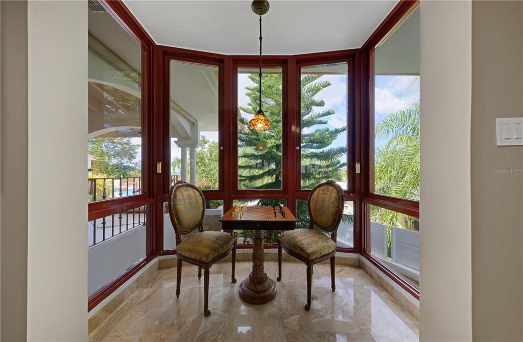 待售: $3,500,000 (7 贝兹, 7 浴室, 9686 平方英尺)