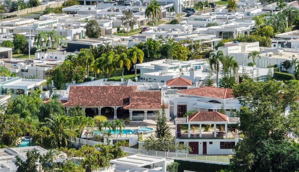 待售: $3,500,000 (7 贝兹, 7 浴室, 9686 平方英尺)