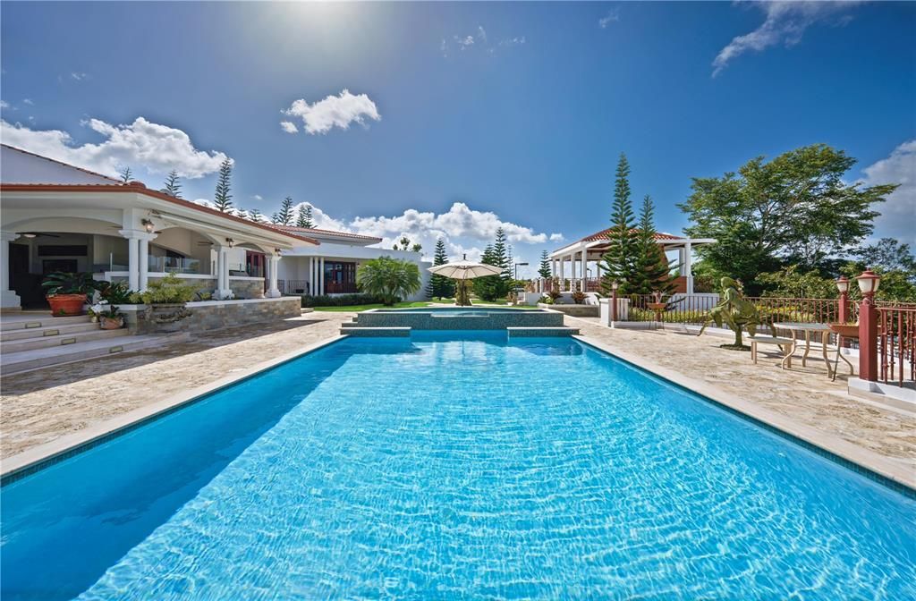 待售: $3,500,000 (7 贝兹, 7 浴室, 9686 平方英尺)