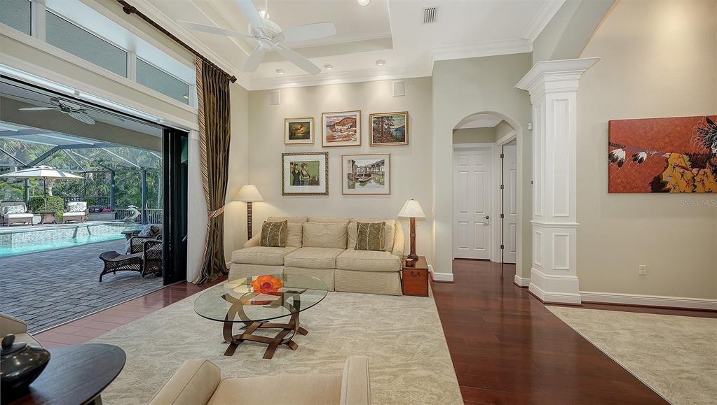 En Venta: $2,650,000 (4 camas, 3 baños, 3416 Pies cuadrados)