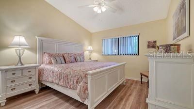 待售: $375,000 (2 贝兹, 2 浴室, 1232 平方英尺)