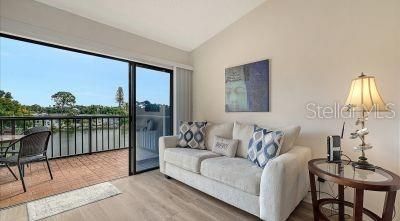 待售: $375,000 (2 贝兹, 2 浴室, 1232 平方英尺)