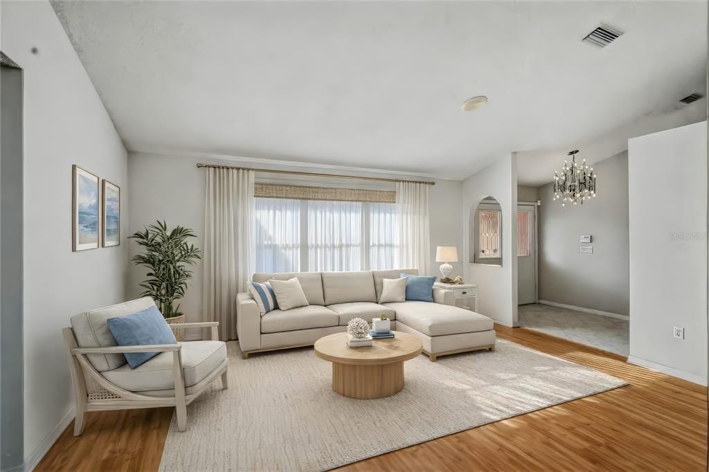 En Venta: $649,000 (3 camas, 2 baños, 2267 Pies cuadrados)