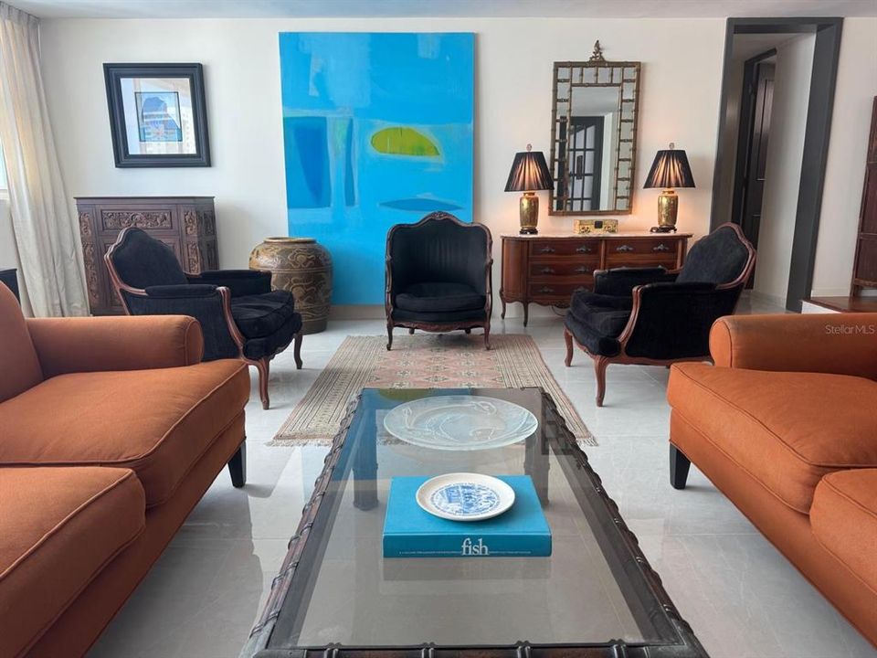 For Rent: $4,400 (2 beds, 2 baths, 1353 Square Feet)