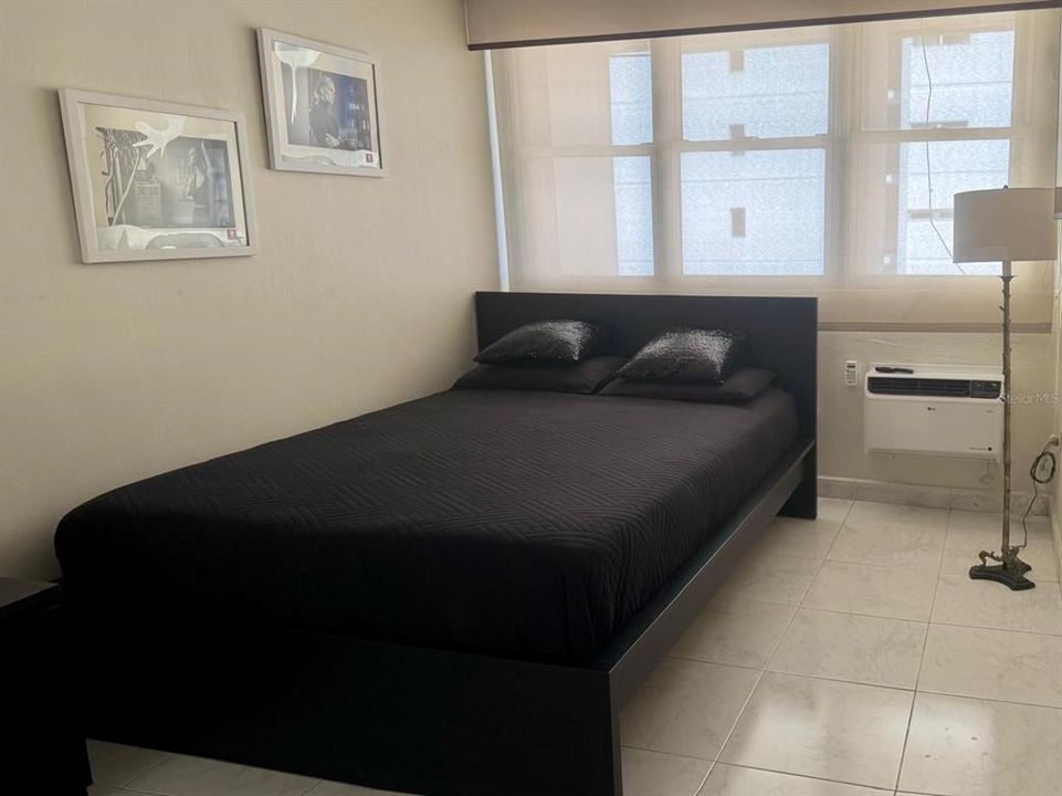 For Rent: $4,400 (2 beds, 2 baths, 1353 Square Feet)