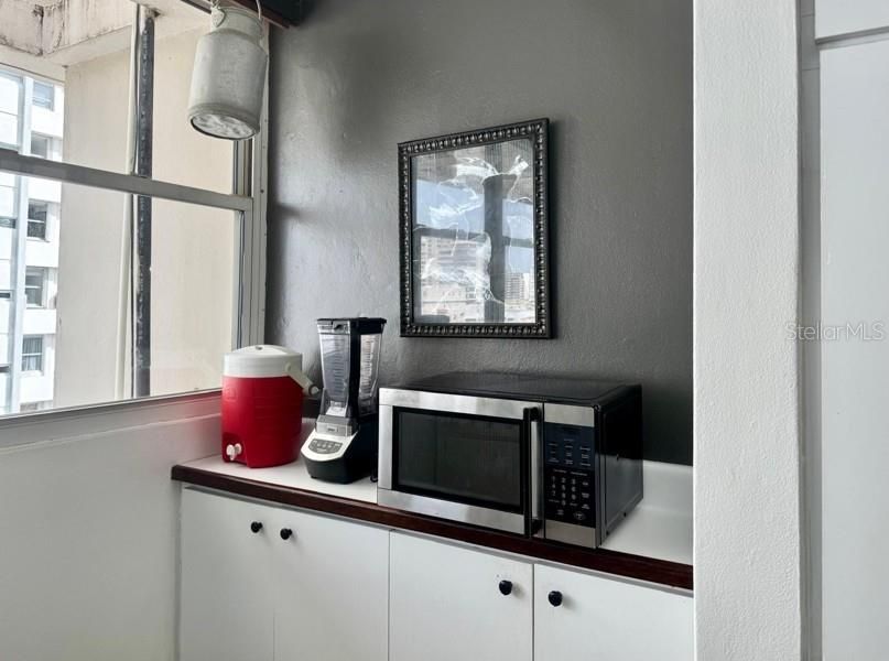 For Rent: $4,400 (2 beds, 2 baths, 1353 Square Feet)