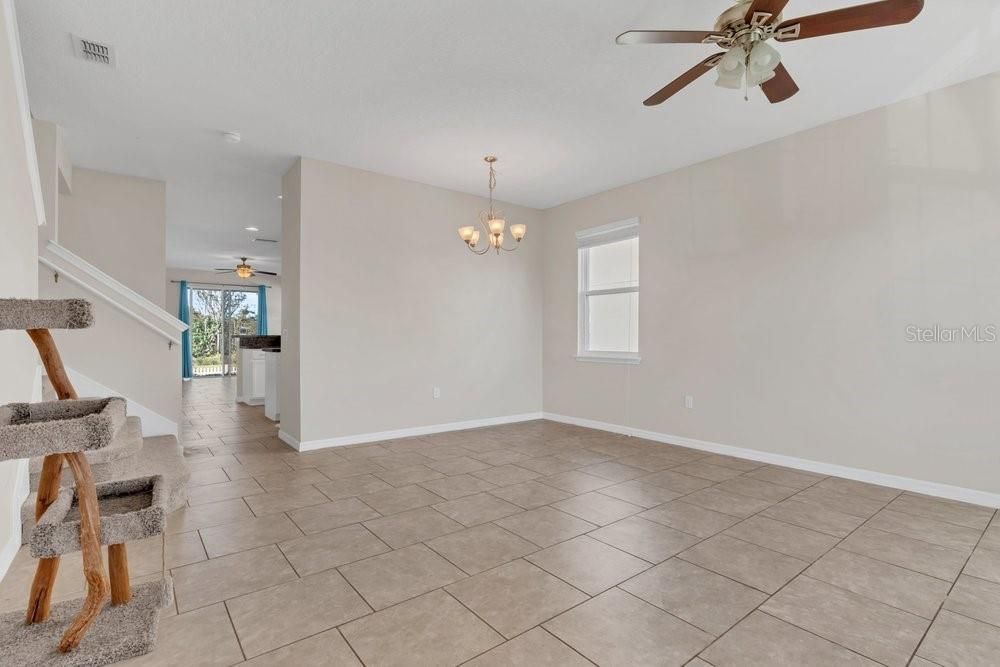 For Sale: $335,000 (4 beds, 2 baths, 2900 Square Feet)