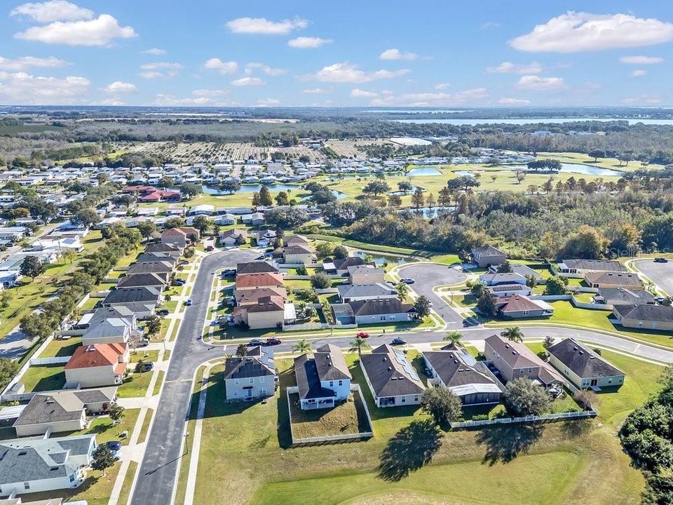 For Sale: $335,000 (4 beds, 2 baths, 2900 Square Feet)