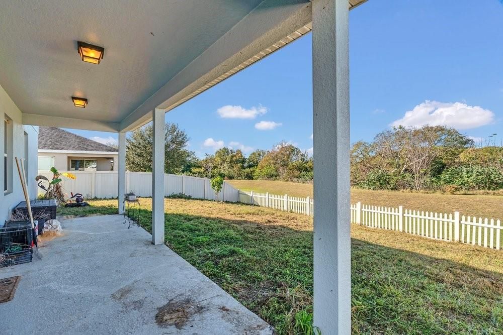 For Sale: $335,000 (4 beds, 2 baths, 2900 Square Feet)