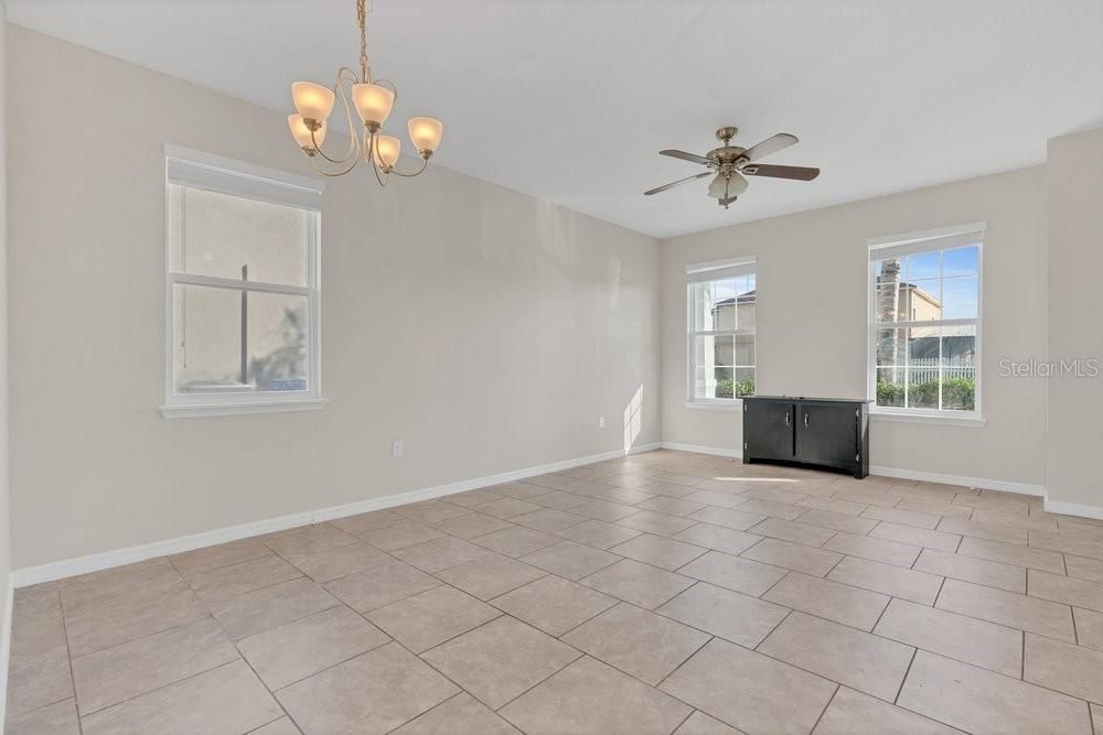 For Sale: $335,000 (4 beds, 2 baths, 2900 Square Feet)