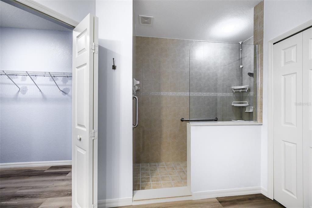 出租: $1,900 (3 贝兹, 2 浴室, 1898 平方英尺)