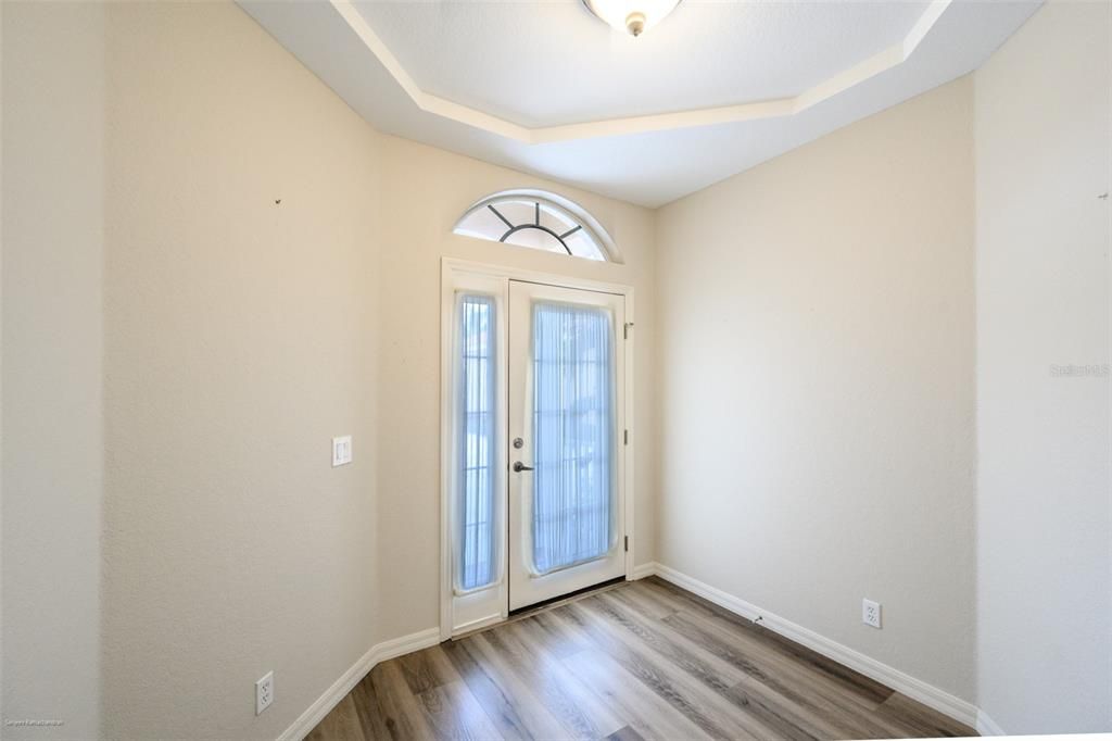 出租: $1,900 (3 贝兹, 2 浴室, 1898 平方英尺)