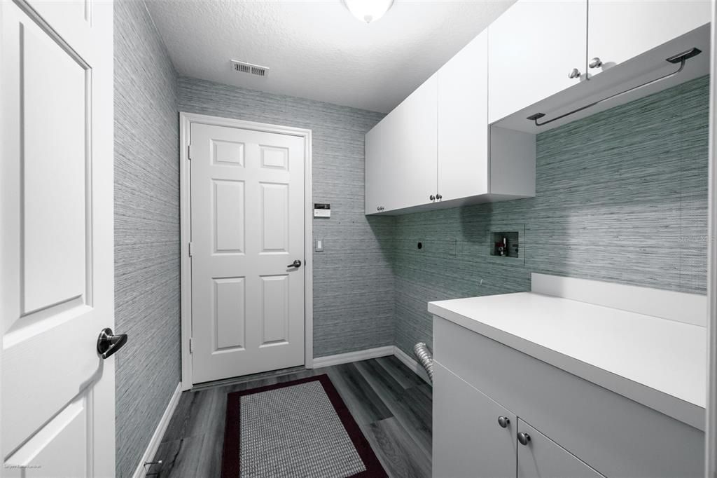 出租: $1,900 (3 贝兹, 2 浴室, 1898 平方英尺)