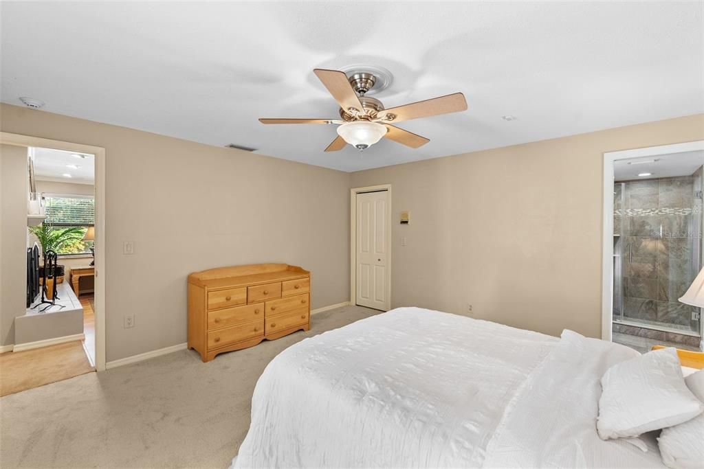 待售: $1,150,000 (4 贝兹, 4 浴室, 3548 平方英尺)