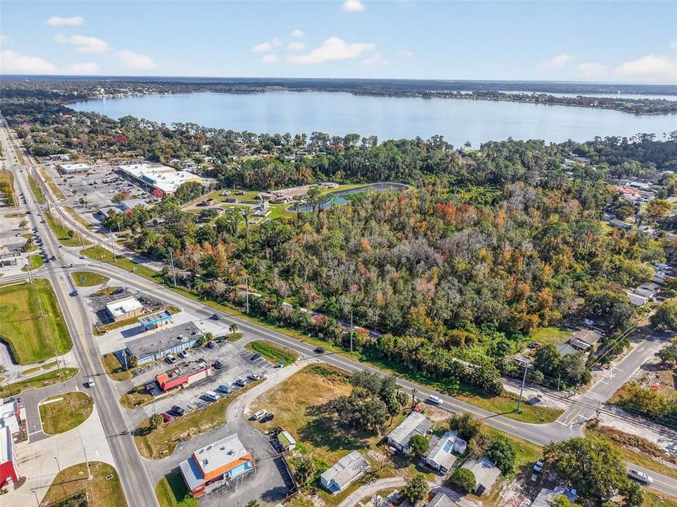 待售: $225,000 (0.45 acres)