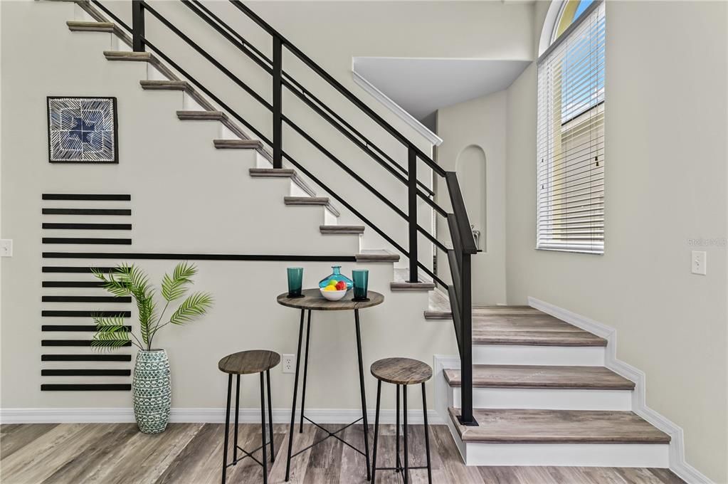 For Sale: $529,000 (6 beds, 4 baths, 2934 Square Feet)