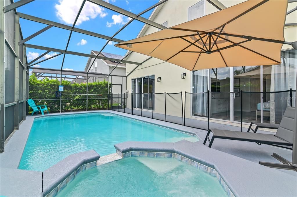 For Sale: $529,000 (6 beds, 4 baths, 2934 Square Feet)