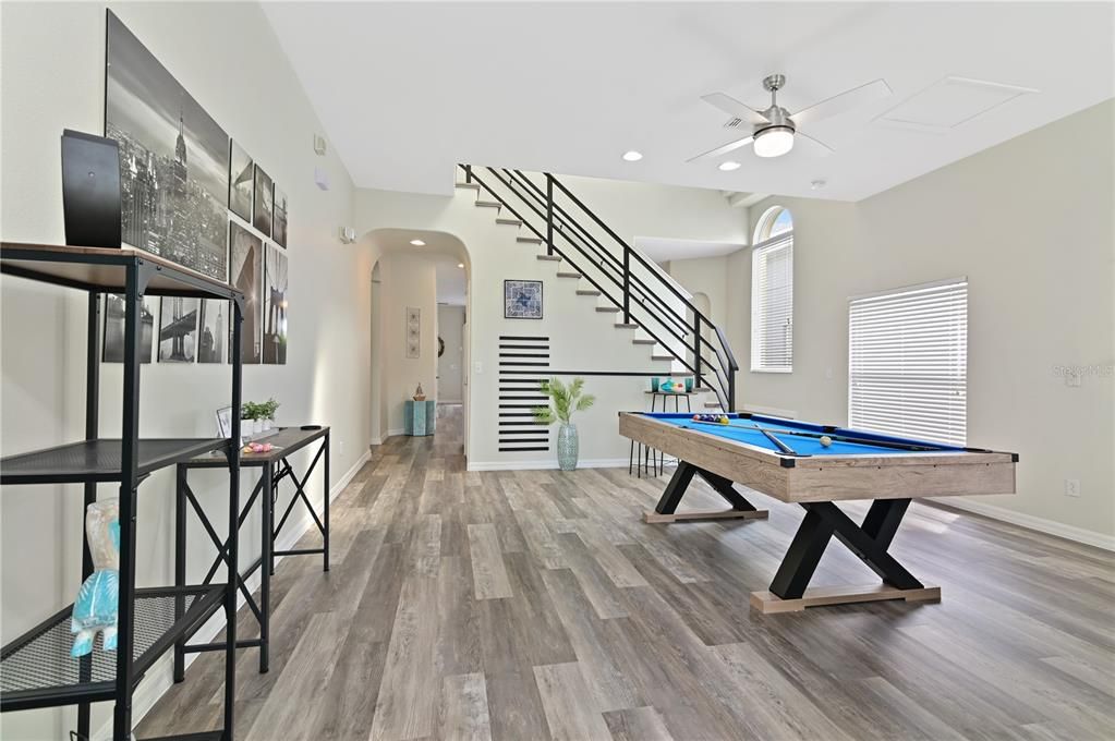 For Sale: $529,000 (6 beds, 4 baths, 2934 Square Feet)