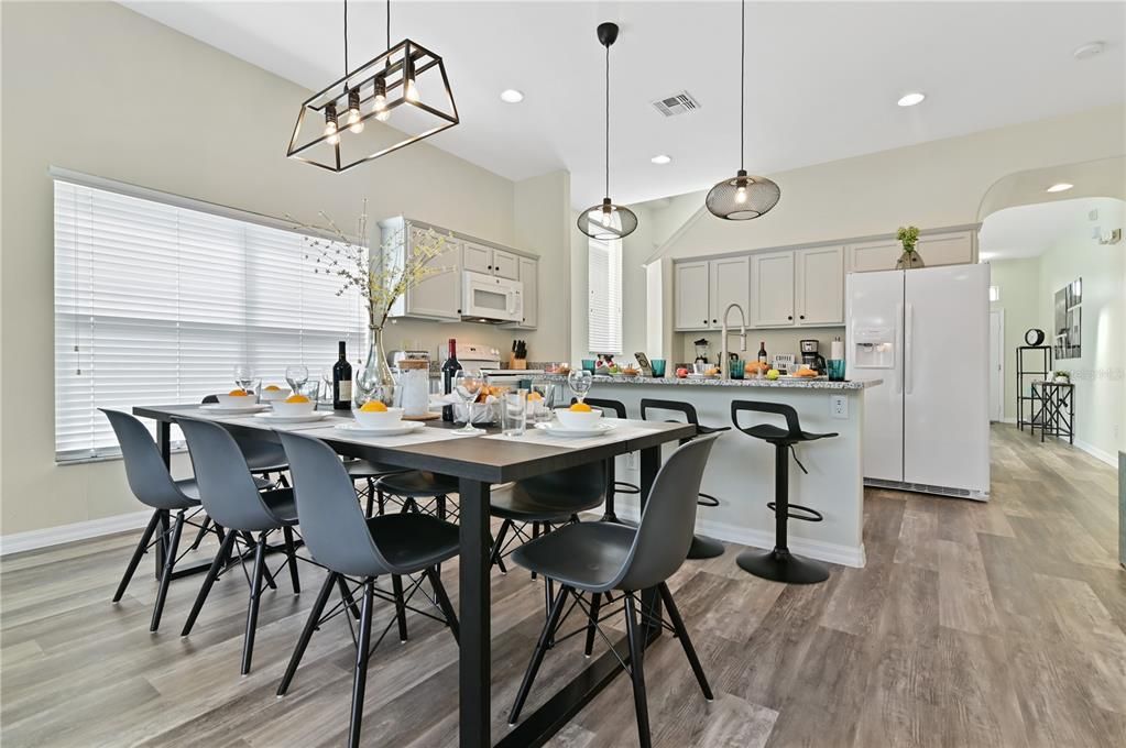 For Sale: $529,000 (6 beds, 4 baths, 2934 Square Feet)