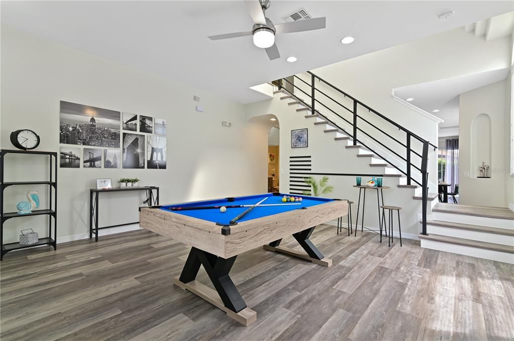 For Sale: $529,000 (6 beds, 4 baths, 2934 Square Feet)