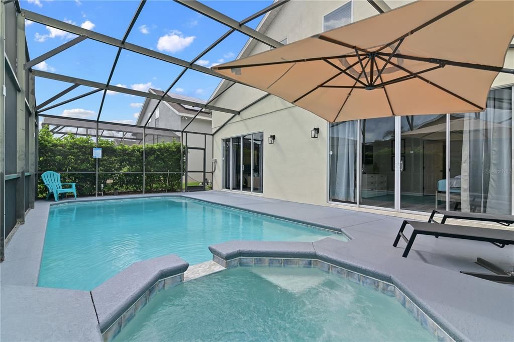 For Sale: $529,000 (6 beds, 4 baths, 2934 Square Feet)