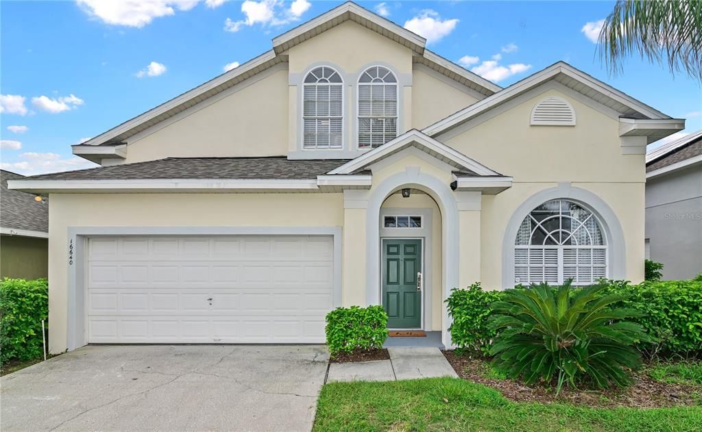 For Sale: $529,000 (6 beds, 4 baths, 2934 Square Feet)